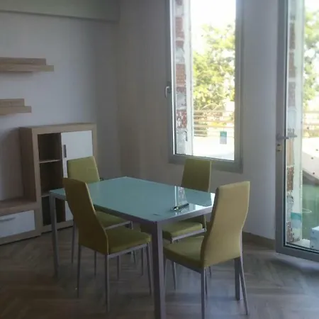 Simon * لاميزيا تيرمي